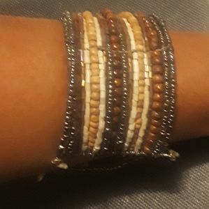 Beaded bracelet